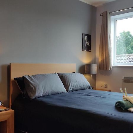 Appartamento Modern 1-Bed Flat In Wigan Esterno foto