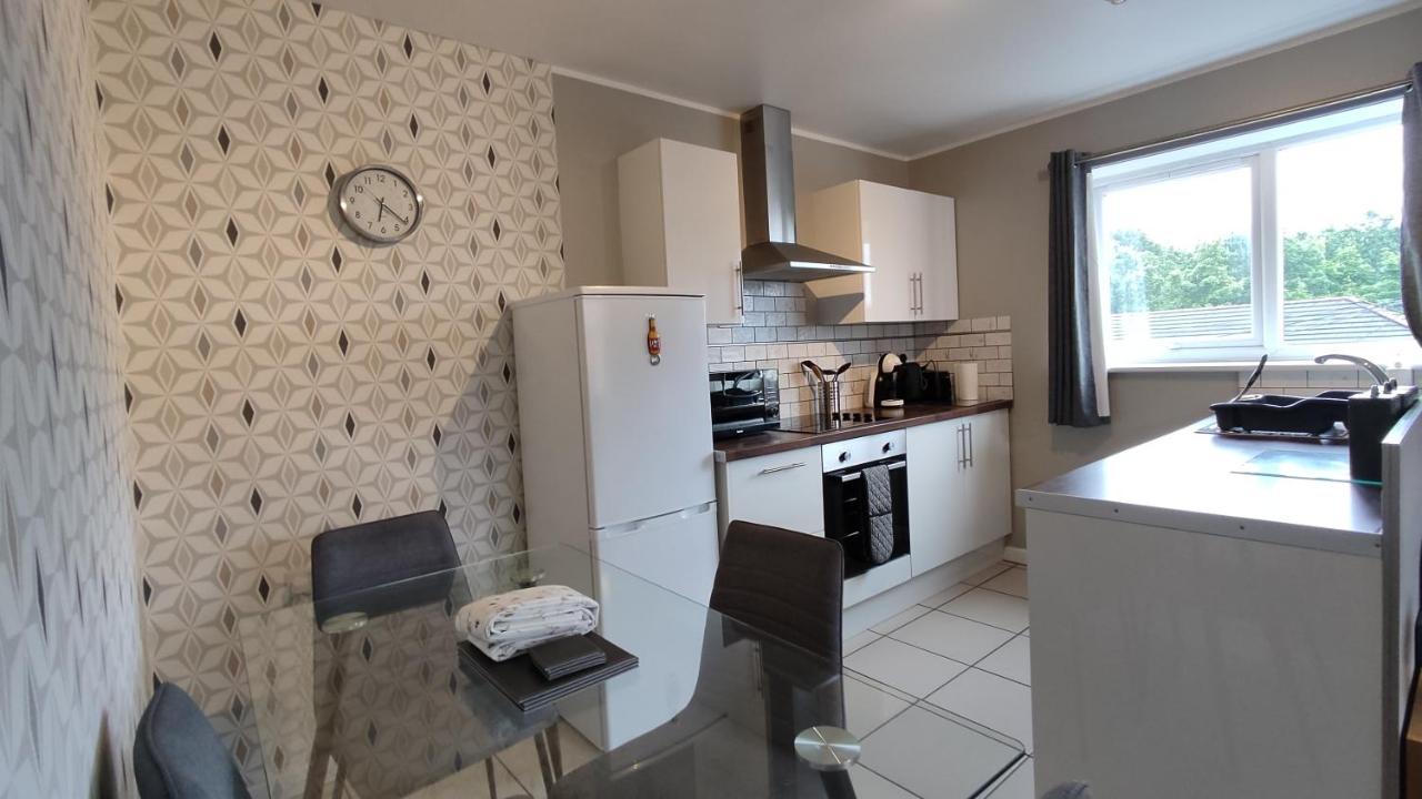 Appartamento Modern 1-Bed Flat In Wigan Esterno foto